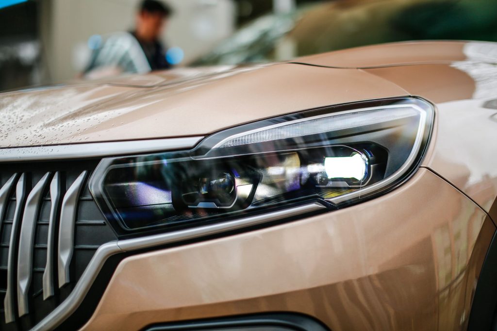 Chinese automakers Canada